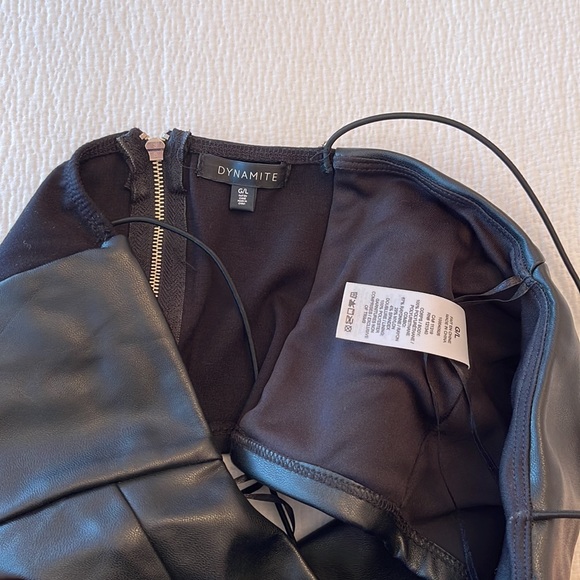 Leather crop top - Picture 3 of 3